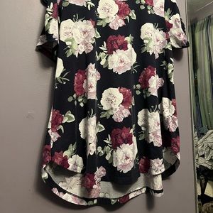 Lularoe shirt